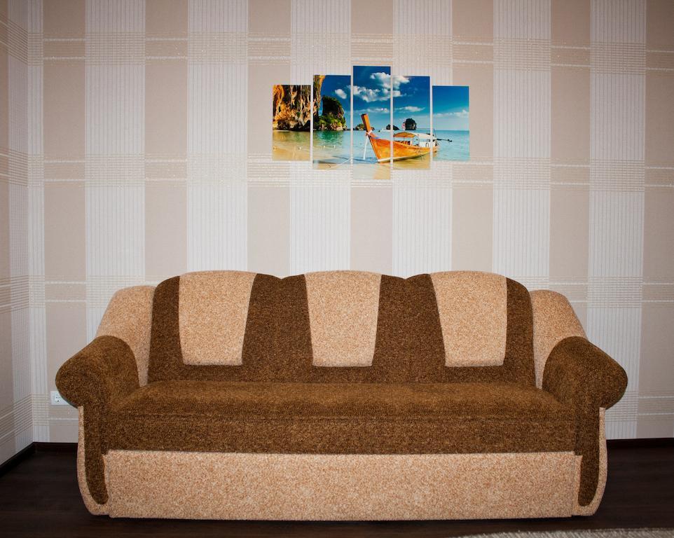 Vesela Bdzhilka Hotel Sumy Quarto foto
